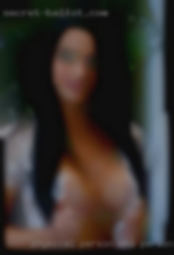 Physical person who likes personal ad contact.